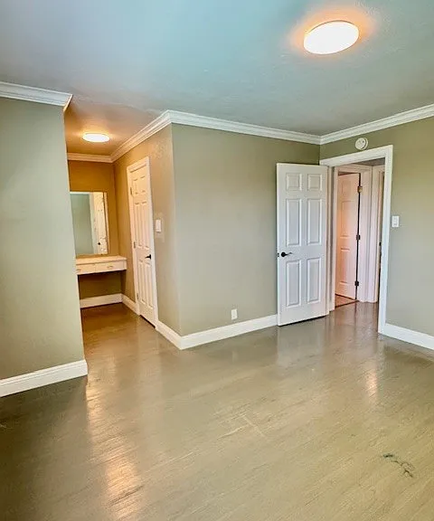 5554 Indiana Dr — Photo 14