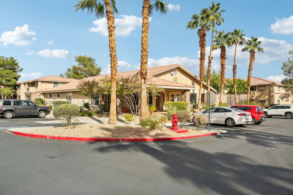 next background image