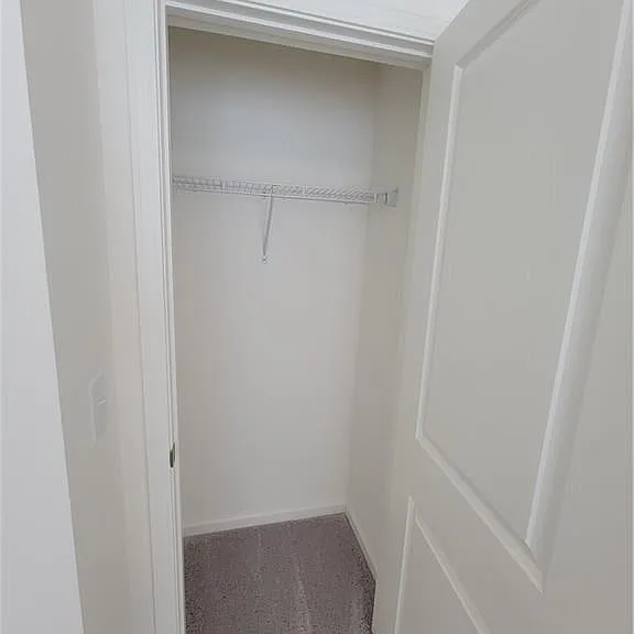 209 Swindon Dr — Photo 28