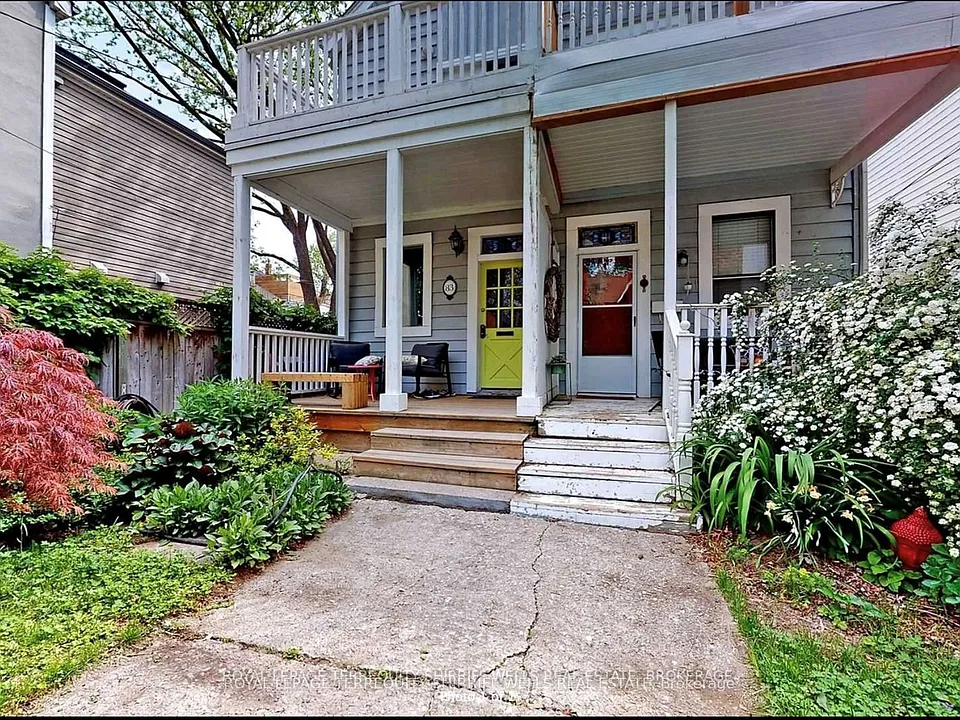 81 Tiverton Ave