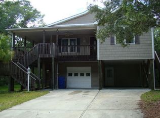 115 SW 12th St, Oak Island, NC 28465
