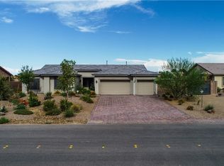 7458 McLeod Dr, Paradise, NV 89120
