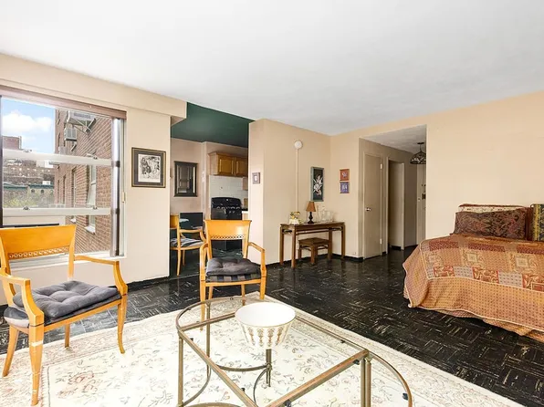 80 La Salle St APT 9E, New York, NY 10027