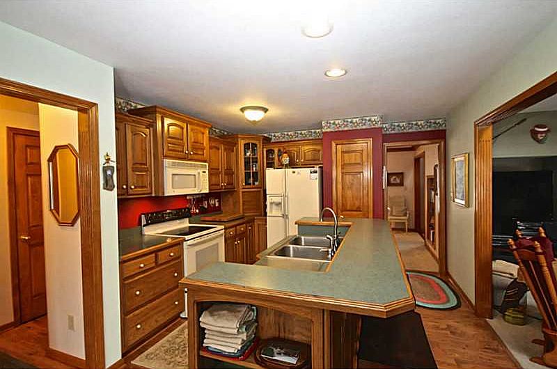 1st image of 5519 N Red Oak Dr