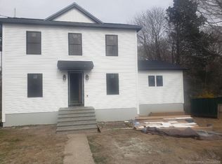 15 Highland Dr, Waterford, CT 06385