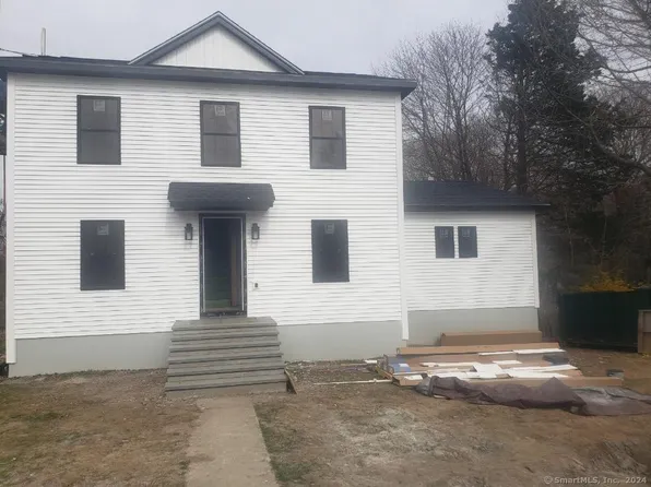 15 Highland Drive, Waterford, CT 06385