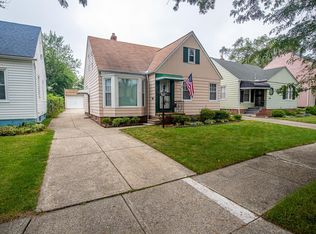 3320 E 147th St, Cleveland, OH 44120