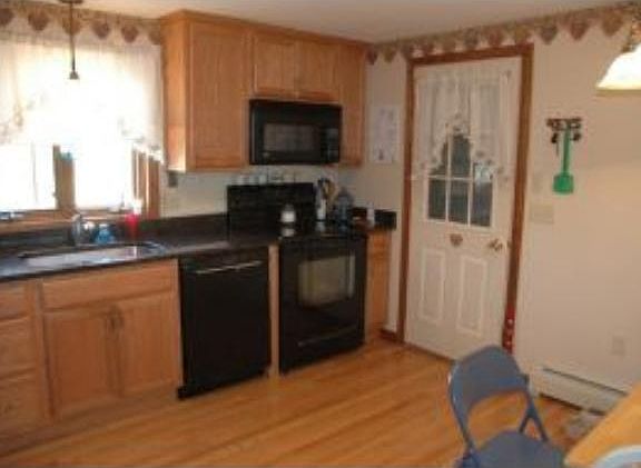 3rd image of 25 Knotwood Dr