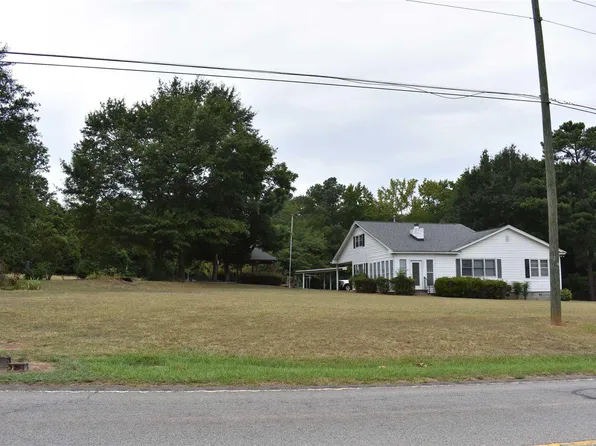 2441 N Lake Dr, Columbia, SC 29212