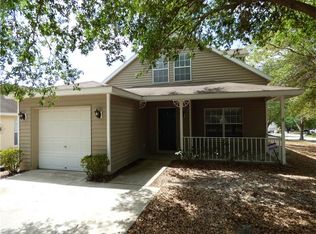 825 Cape Cod Cir, Valrico, FL 33594