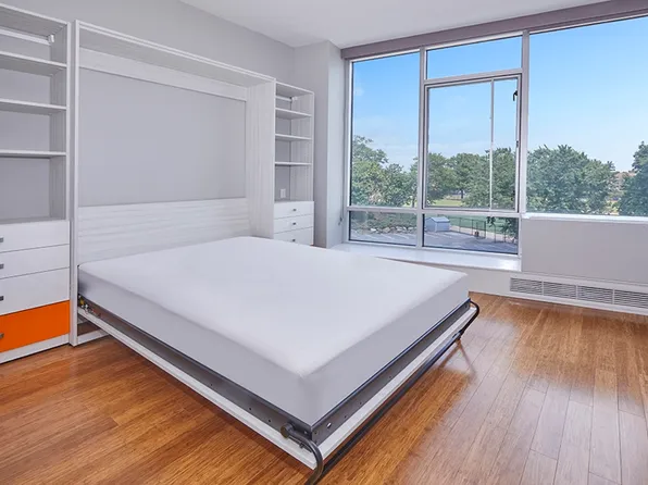 3751 Riverdale Avenue image 10 of 27