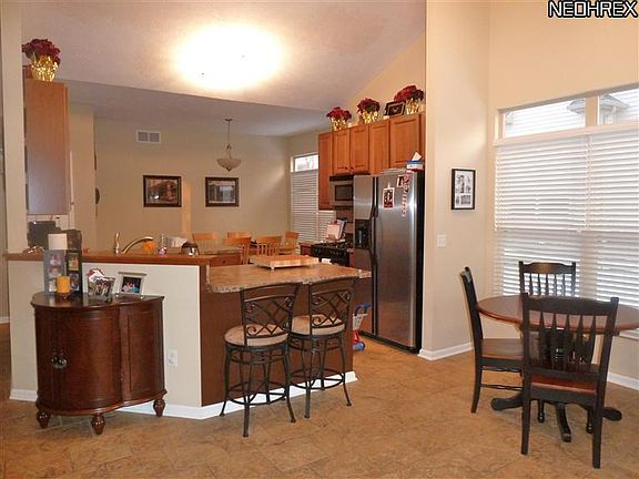 5th image of 6618 Fox Hollow Ct