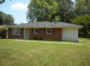 2014 Armhurst Rd, Greensboro, NC 27405