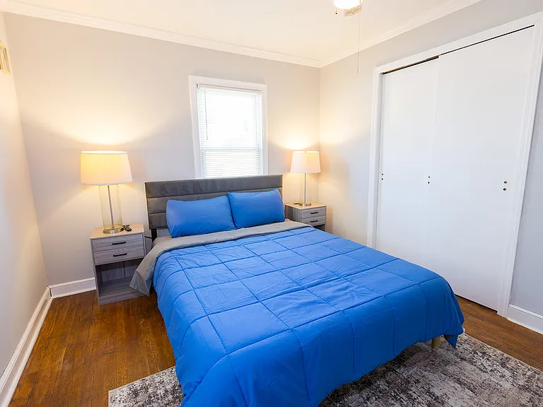 30 Florence Ave — Photo 15