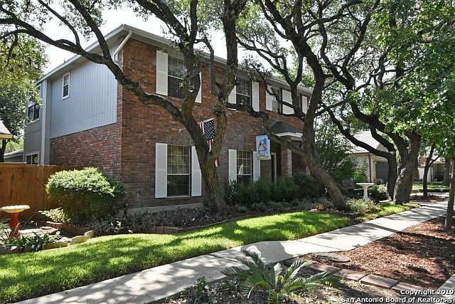 1st image of 11302 Woodridge Path