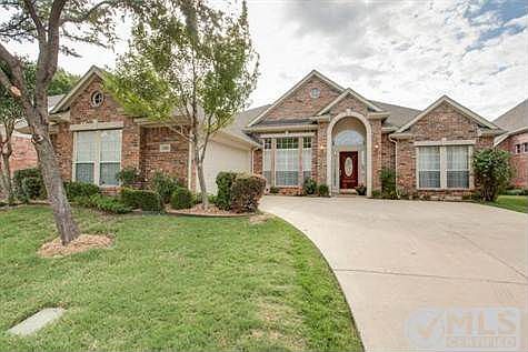 2nd image of 2505 La Paloma Ln