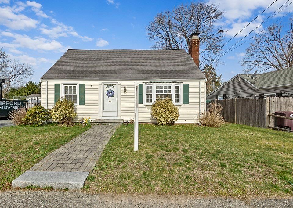 1st image of 54 Holly Hill Cir