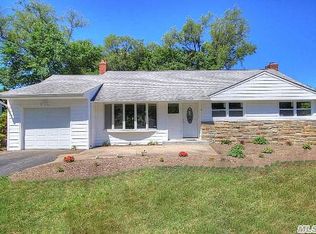 5 Miller Rd, Farmingdale, NY 11735