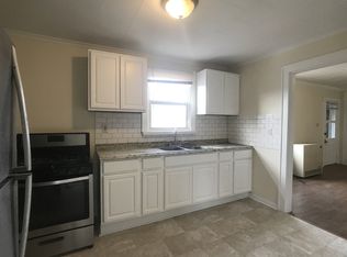 14 108th St #2, Troy, NY 12182