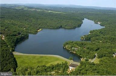 2nd image of 116 Country Club Dr