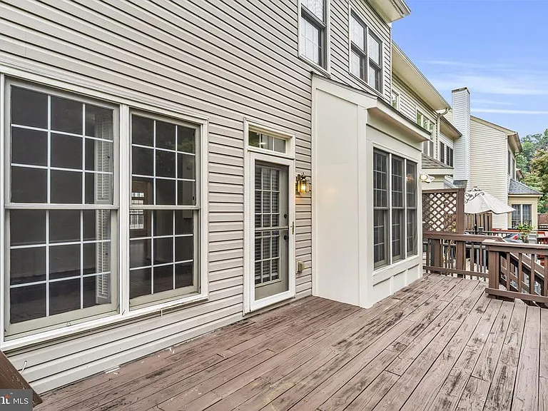 6618 Frost Lake Ln — Photo 15