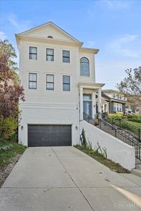 1029 Kinmont St, Cincinnati, OH, 45208