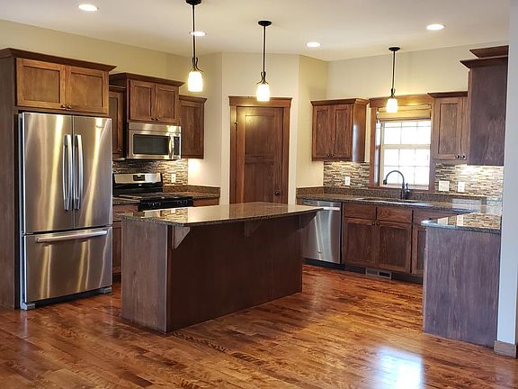 5th image of 2086 Valley Creek Ln