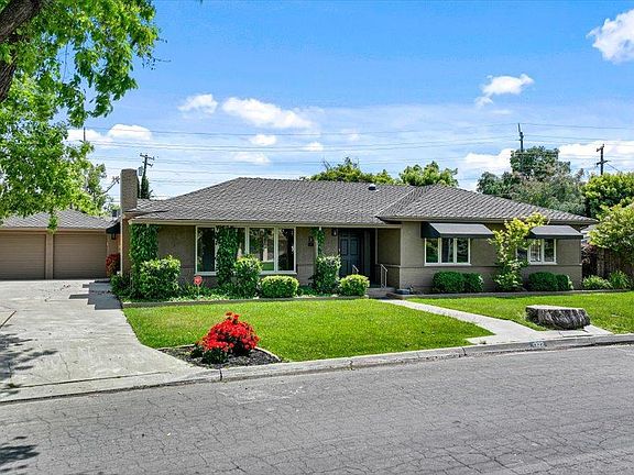 3rd image of 1322 Highland Dr
