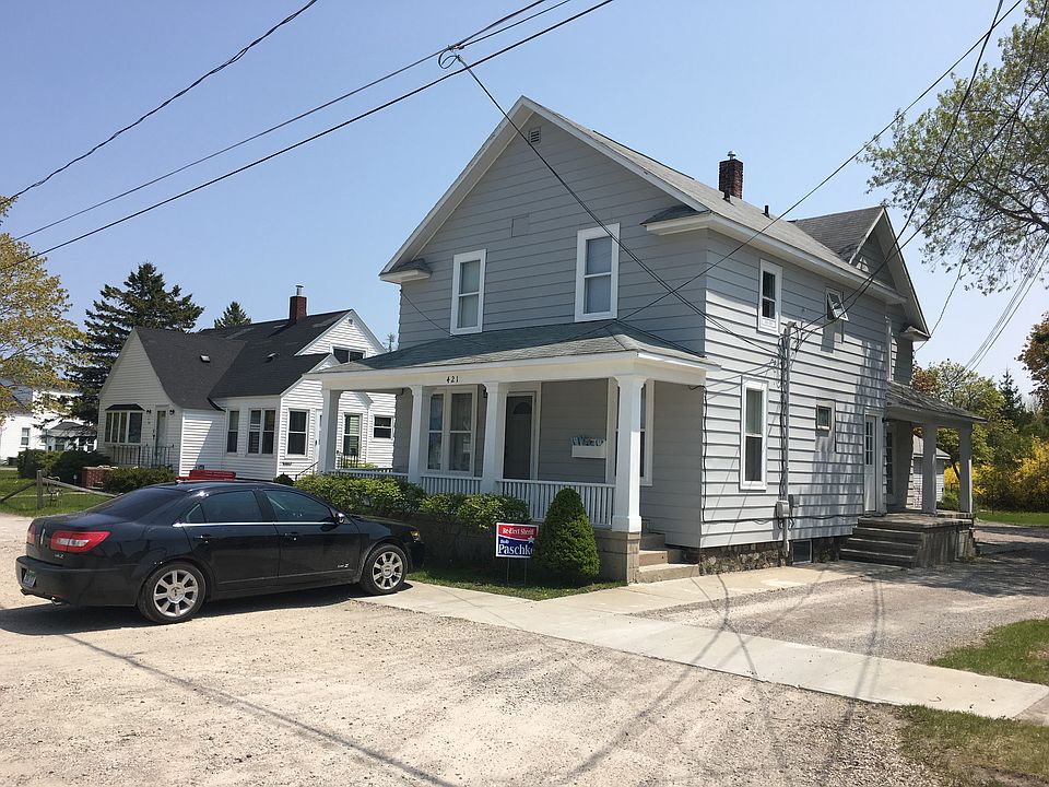1st image of 421 Saint Clair Ave