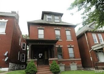 1st image of 1111 N Park Pl