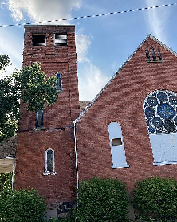 202 W Burnside St, Caro, MI 48723 Zillow