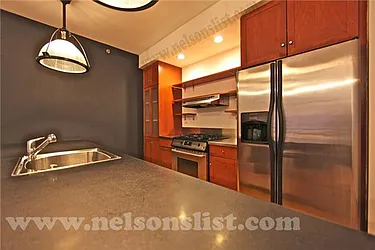 Rented by R New York