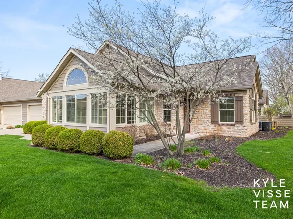 920 Bridge Crest Dr, Ada, MI 49301