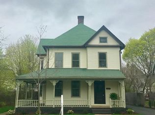 109 Nonotuck St, Holyoke, MA 01040