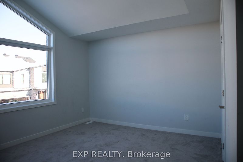 Ottawa House for rent - 4 Bedrooms — photo 23
