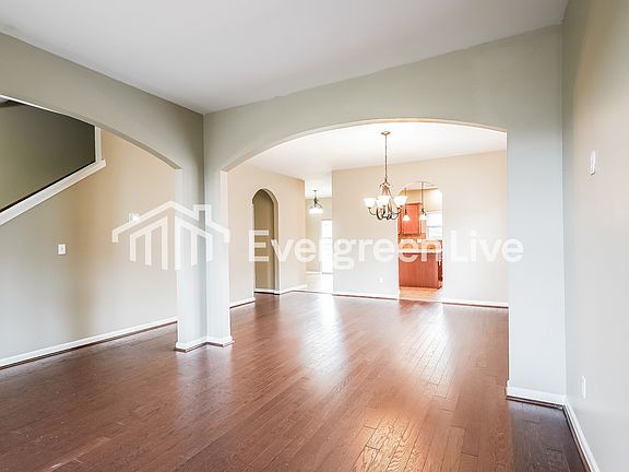 3rd image of 12851 Olmsted Cir