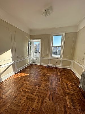2nd image of 3847 Nautilus Ave Floor 2