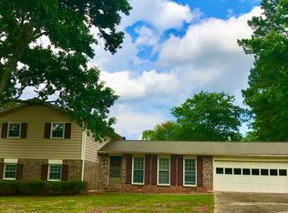 1084 Amber Rdg SW, Lilburn, GA 30047