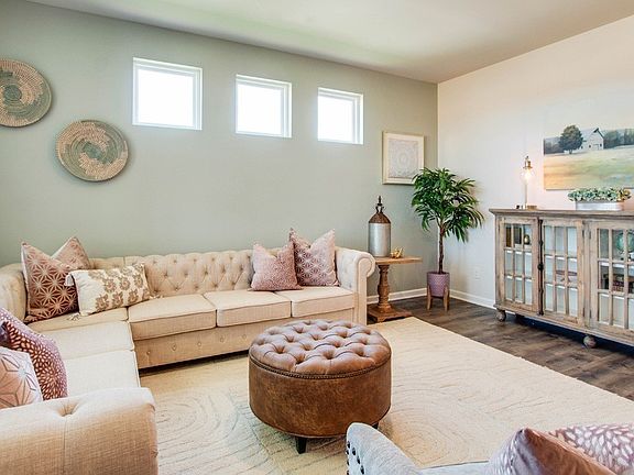 2nd image of 6377 Japonica Ln