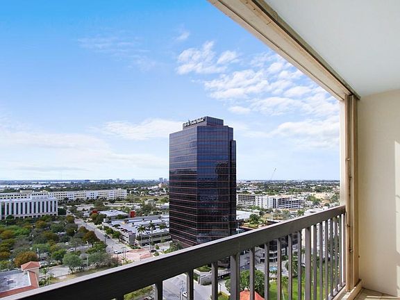 2nd image of 400 N Flagler Dr APT 2103