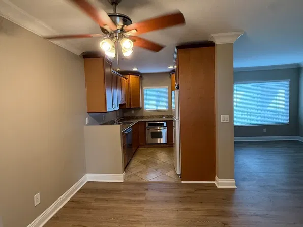 589 11th St APT 20, Imperial Beach, CA 91932