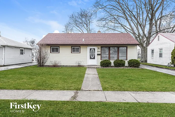3212 Fairview Ave photo 1