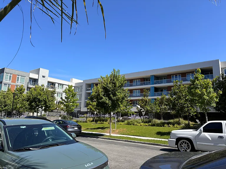 5925 Charlotte Dr #208 — Photo 14