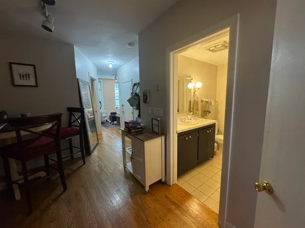 43 Grove St, Boston, MA