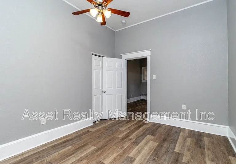 2638 Barton St — Photo 13