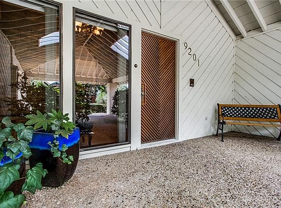 4th image of 9201 Westpark Dr