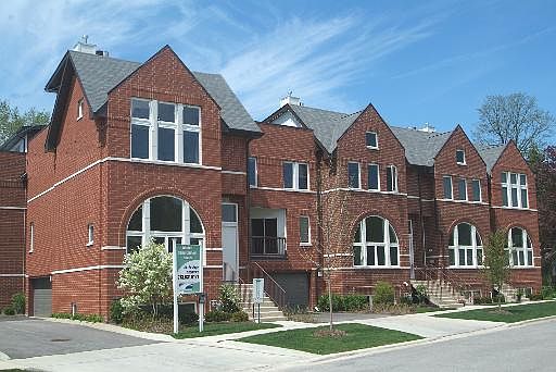 1st image of 1118 Prairie Ave Unit 0
