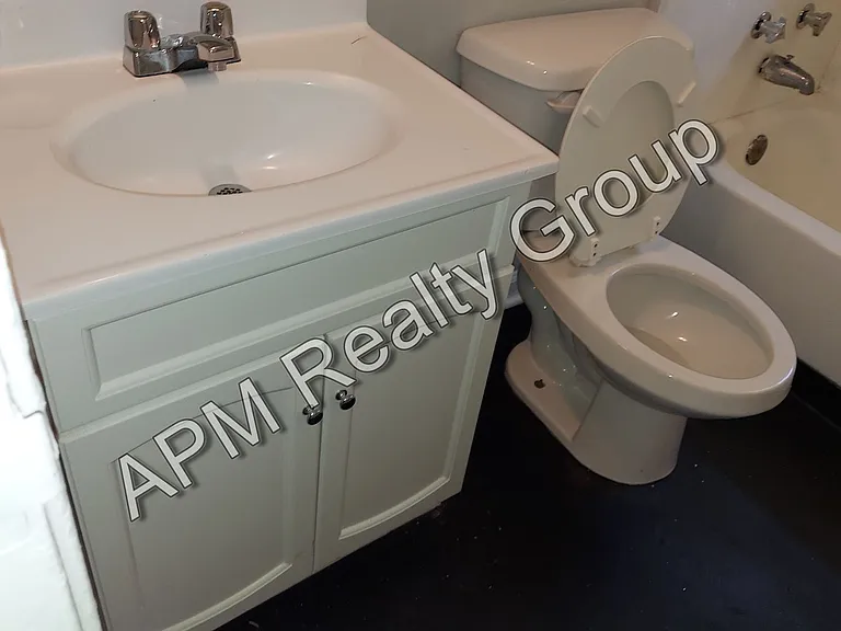 3048A Howell Ct — Photo 4