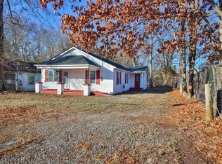 198 S Broad St, Toccoa, GA 30577
