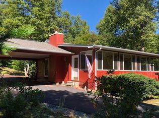 6750 Wood Lake Cir, Young Harris, GA 30582